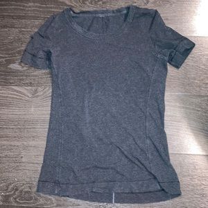 Lululemon T-shirt
